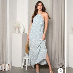 WOMAN’S HALTER NECK MAXI DRESS